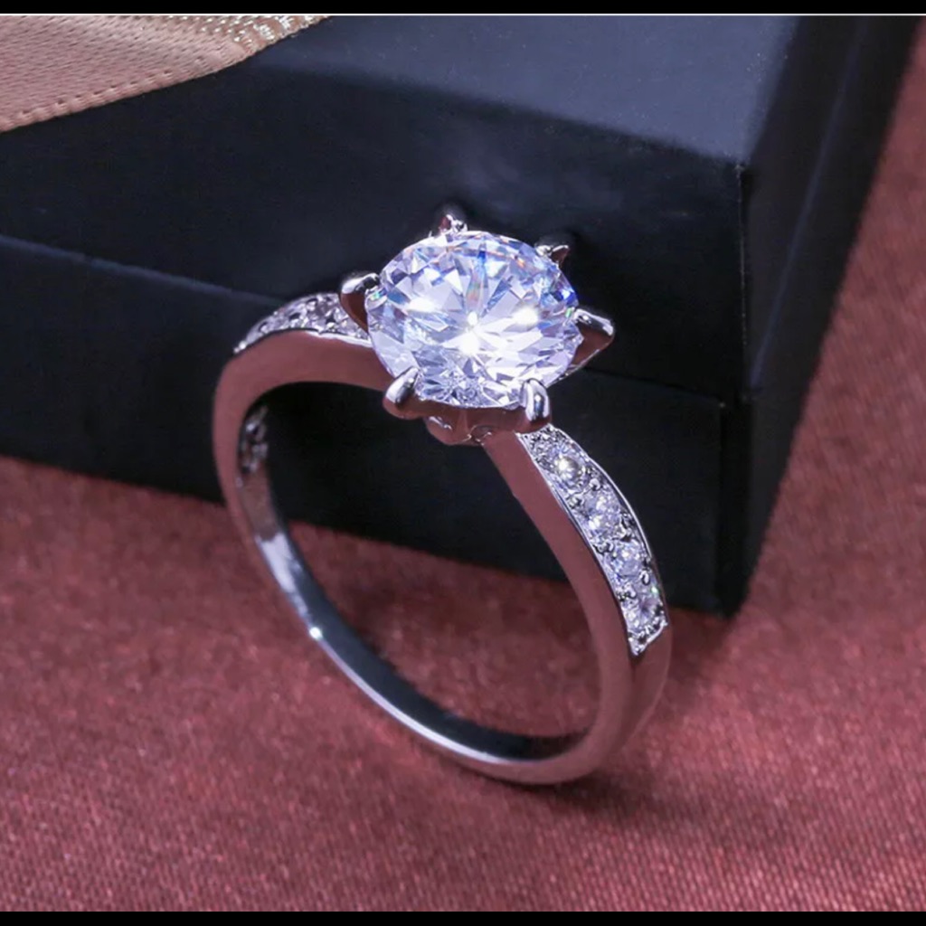 925 Silver Filled Rings Elegant Round Cut Cubic Zirconia Solitaire Ring 8 95 35$